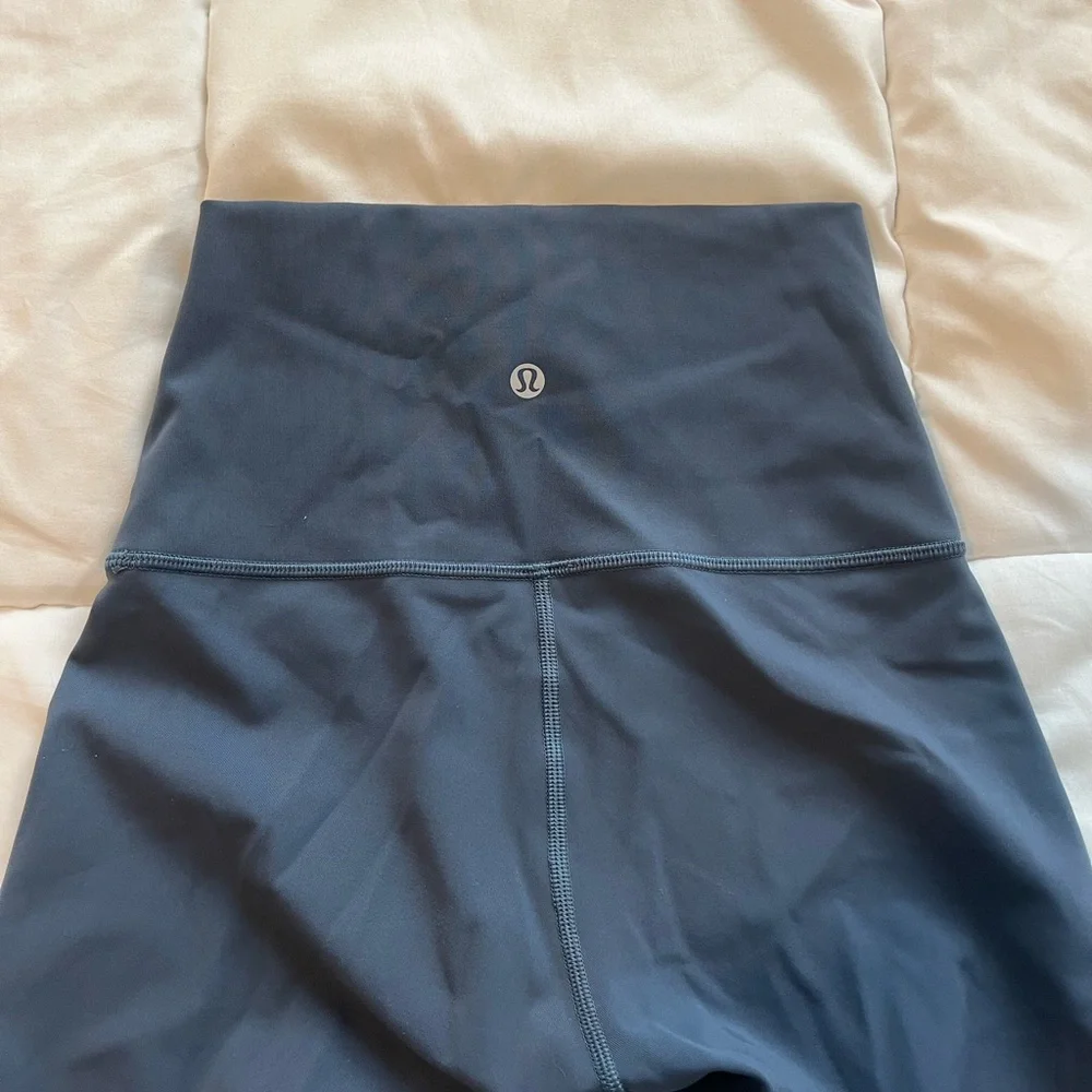 Lululemon leggings - Picture 1 of 2